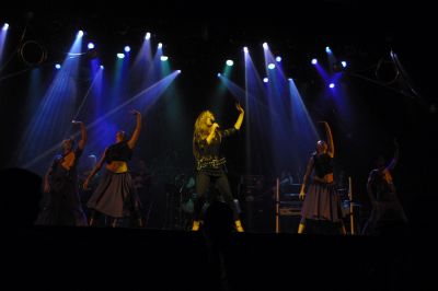 WanessaCamargo_ShowGardenHall2001-17.jpg
