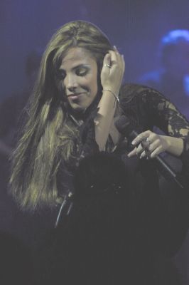 WanessaCamargo_ShowGardenHall2001-31.jpg