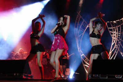 WanessaCamargo_PraiaGrande2007-13.jpg
