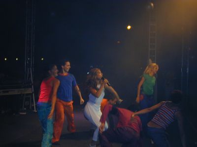 WanessaCamargo_Shows2002_23.jpg