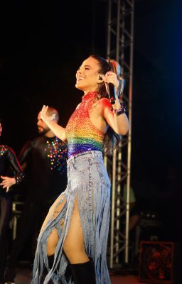 WanessaCamargo_ParadaCampoGrande_SauloFernandez_4.jpg